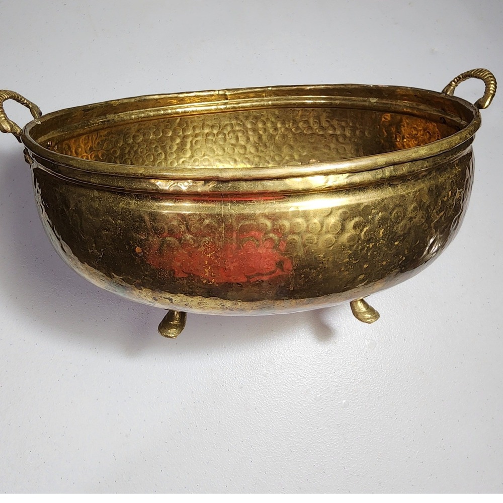 Vintage Hammered Brass Oval Footed Planter Bowl Lion Head Handles
 Jardiniere